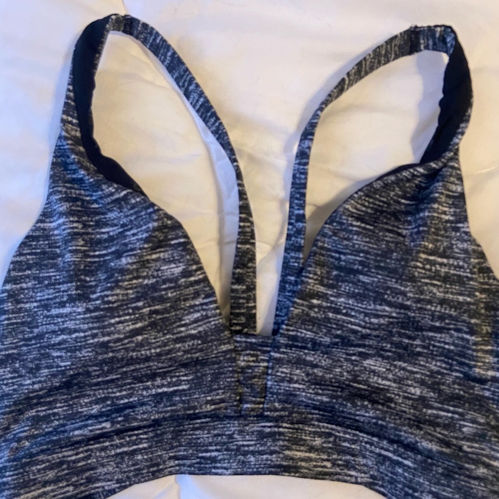 Victoria Sport Padded Sports Bra